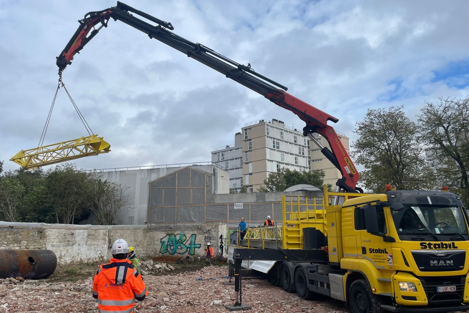 Chantier de déconstruction à Ivry-sur-Seine